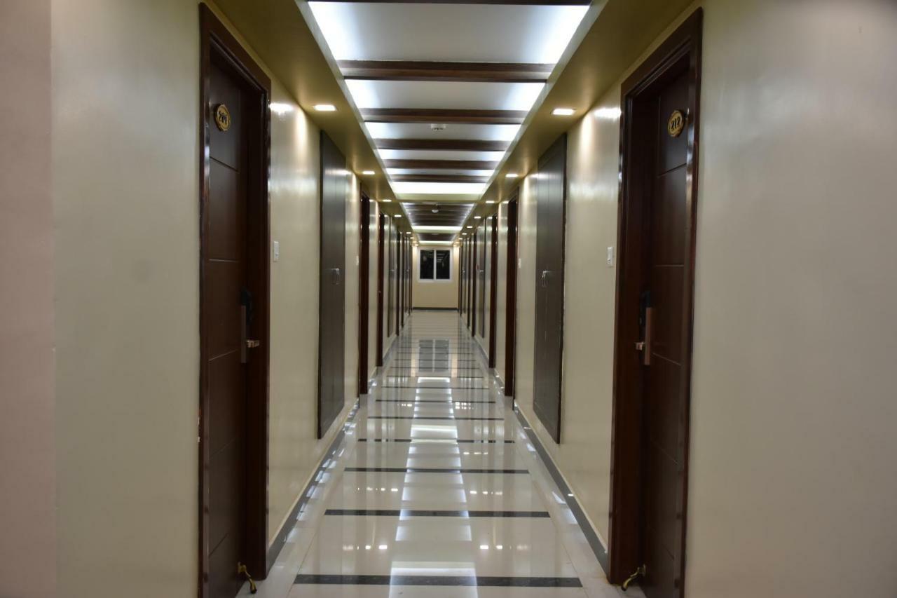 Sri Ram Hotel Tirunelveli Exterior foto